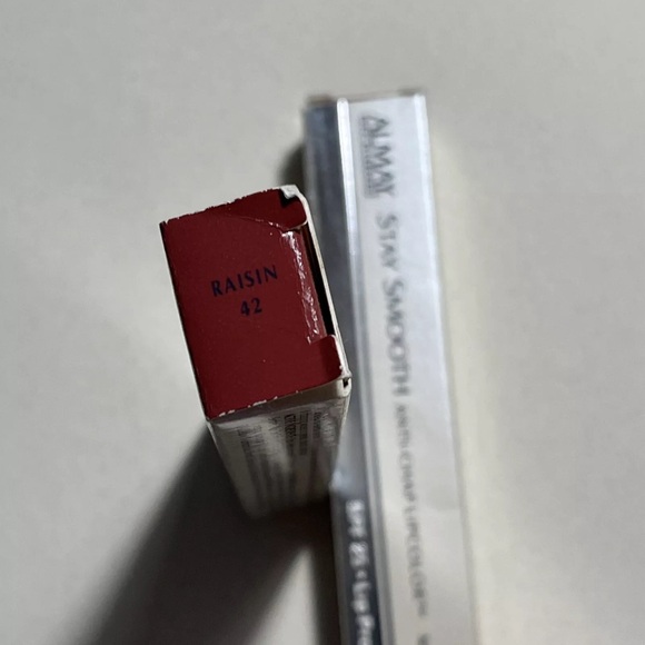 2x ALMAY Stay Smooth Anti-Chap Lipcolor with SPF 25 - Lip Protectant #42 RAISIN - Picture 7 of 7